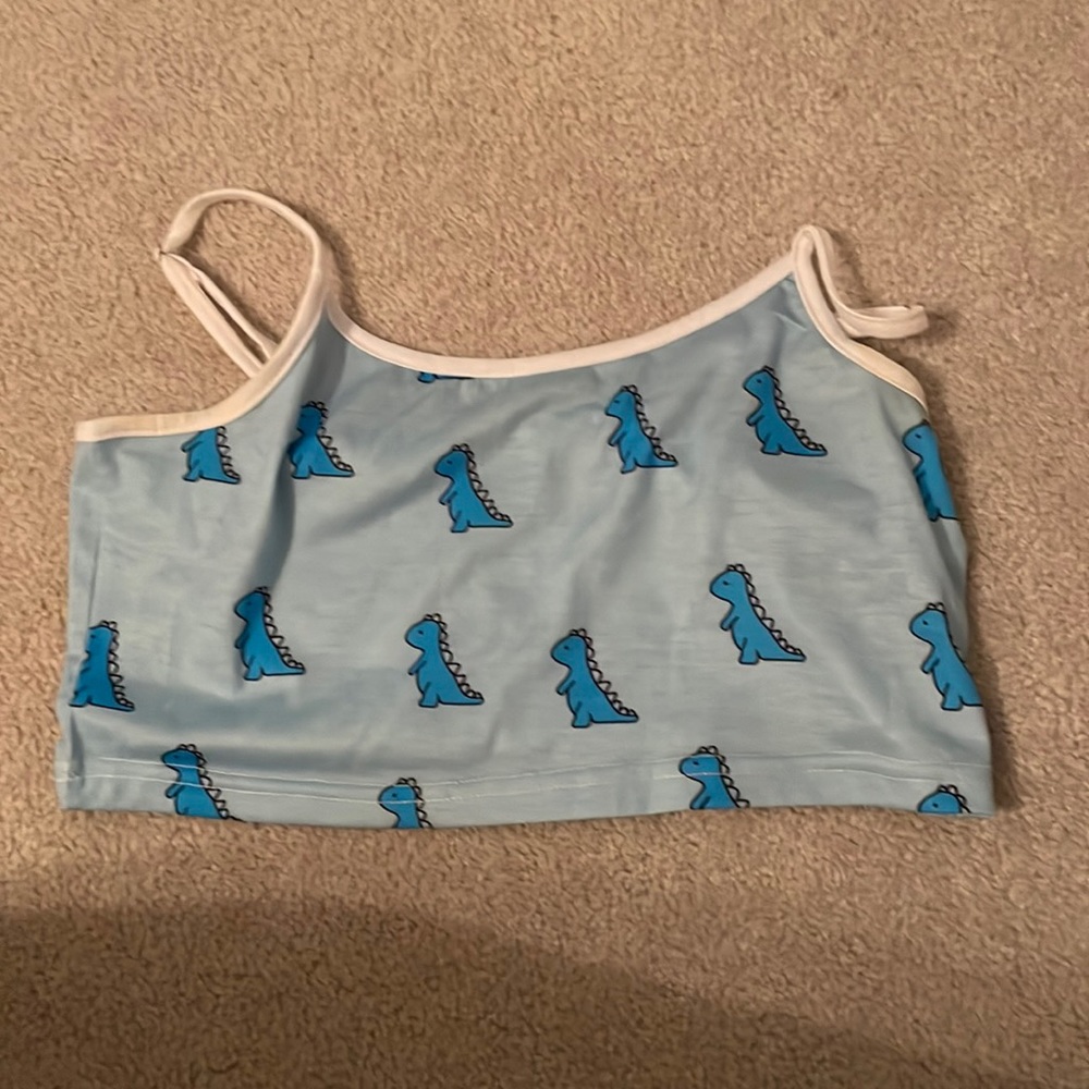 crop top